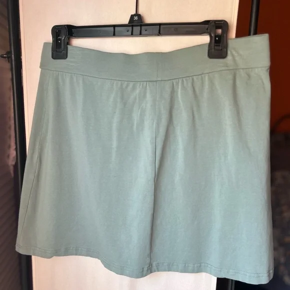 Synergy size large cotton skirt with flower appliqué - Picture 3 of 3